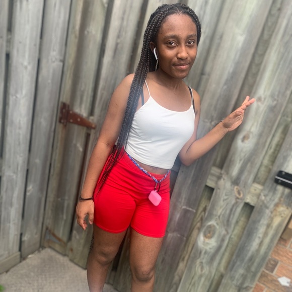 Meet your Posher, Kiaundra - Picture 1 of 1